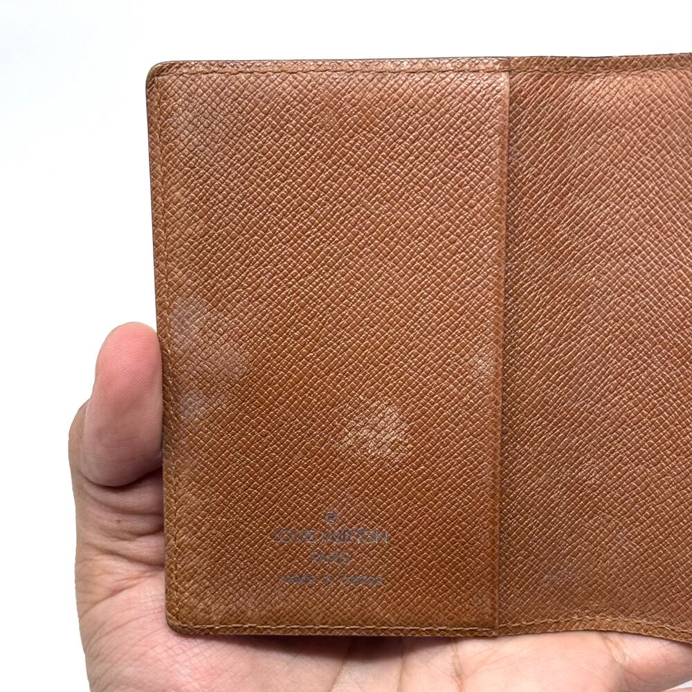 Louis Vuitton Epi Buckle Wallet - Picture 5 of 15